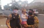 Polícia Militar visita bebê salvo pela equipe após manobras de reanimação