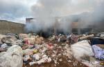 Depósito de materiais recicláveis pega fogo no Paulo VI