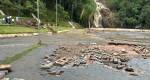 Transbordamento de piscina natural causa estragos e Parque da Cachoeira em Congonhas fica interditado