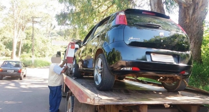Com invasão de clandestinos, motoristas parceiros  somem da Uber em CL