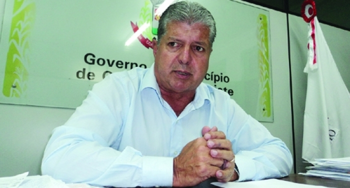 Prefeito engatilha dezenas de obras para marcar dois anos de mandato