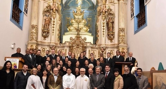 Missa cantada homenageou Aleijadinho e Dom Silvério