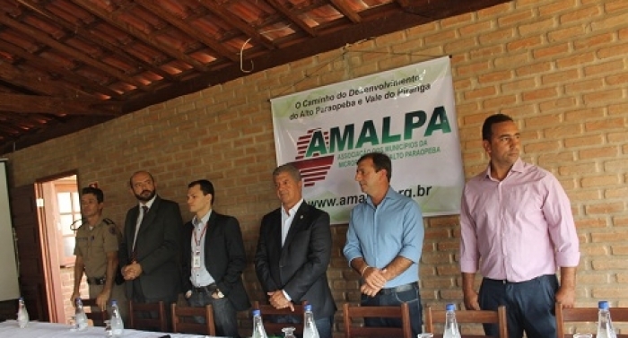 Prefeitos debatem mobilidade urbana e formas de financiamentos para aliviar crise