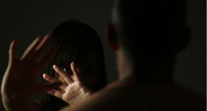 Homem tenta estuprar jovem portadora de deficiência mental no bairro Santa Cruz