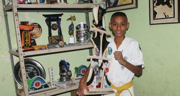 Resgatado pelo esporte, jovem busca apoio para seguir trajetória de vitórias