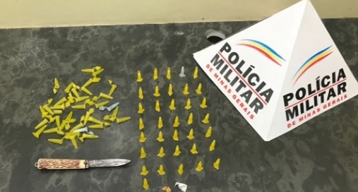Polícia Militar apreende crack e cocaína em Lafaiete