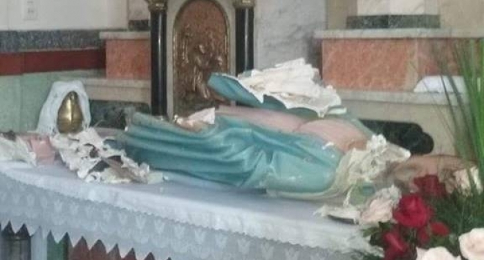 Imagem centenária de Nossa Senhora das Graças é destruída em Lafaiete
