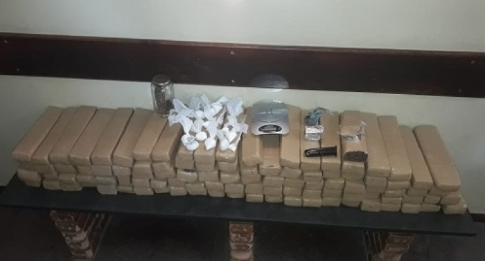 PM apreende mais de 100 kg de drogas e prende suspeito de tráfico em Lafaiete